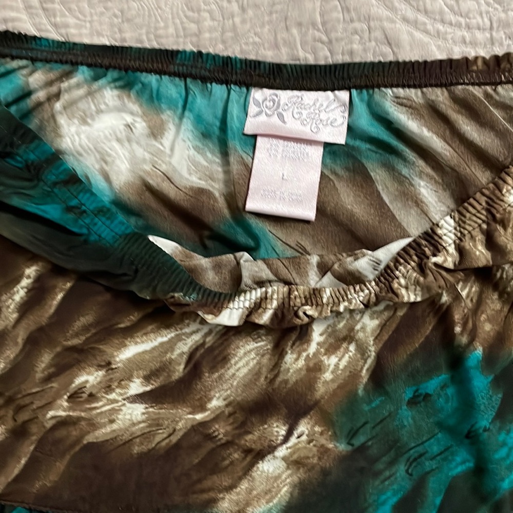 Size large Rachel Rose broom skirt.